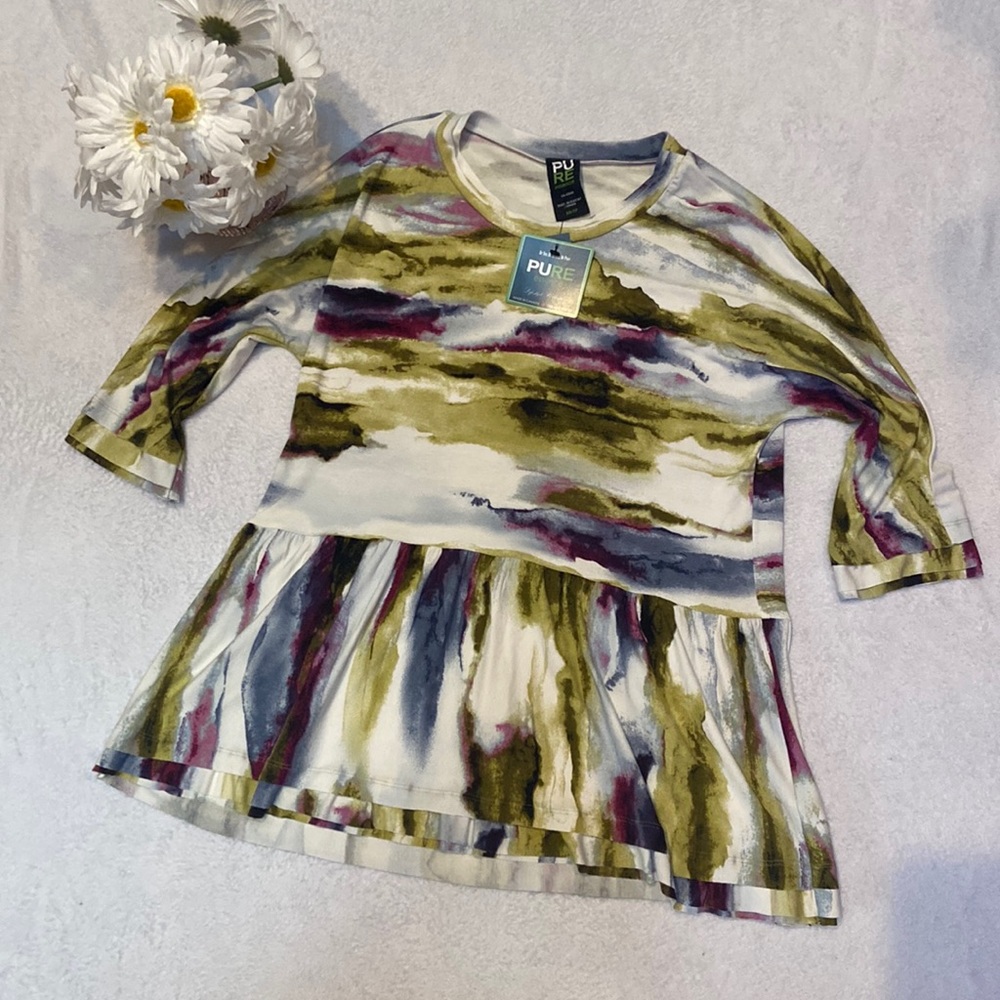 PURE ESSENCE URBANOLOGY NWT Size XS Top MSRP $87